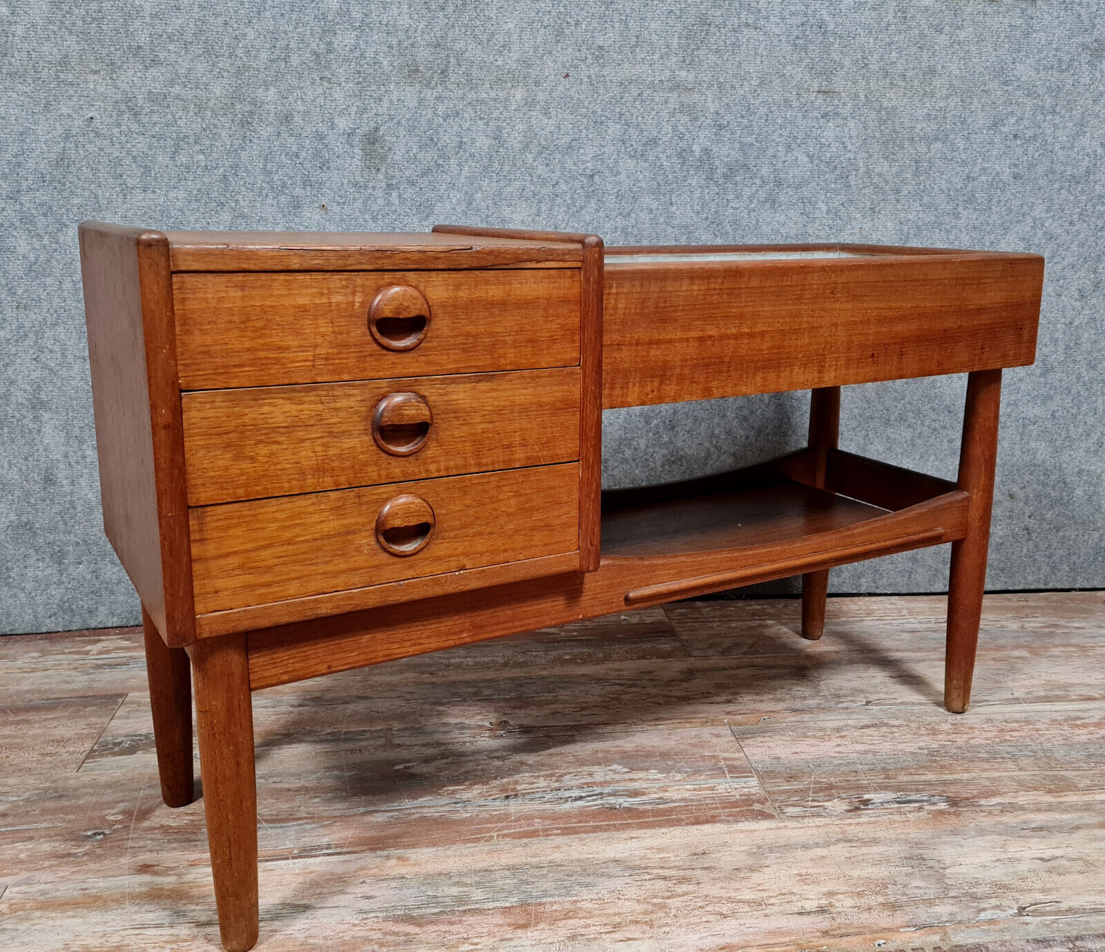 Scandinavian rosewood planter from Rio by Arne Wahl Iversen circa 1960