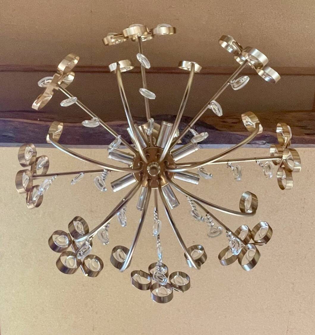 Lustre awarded to Gaetano Sciolari for Palwa.