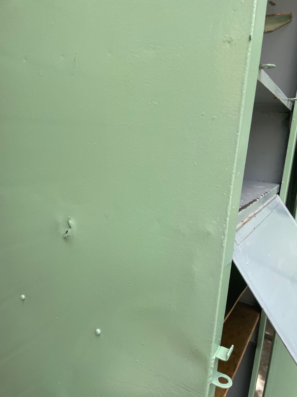 Industrial cloakroom