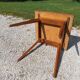 Extendable table with compass legs