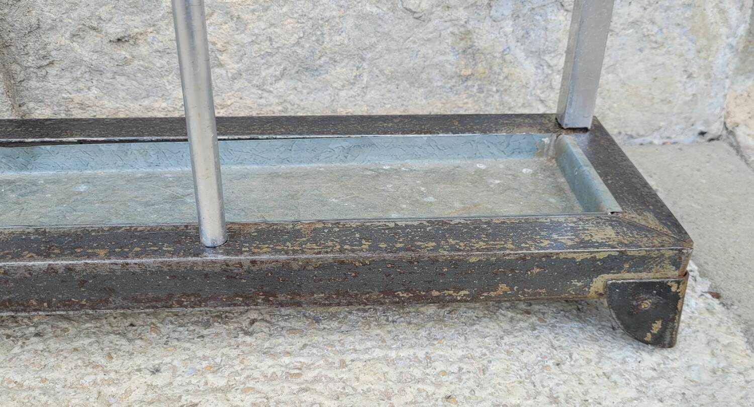 Industrial Wardrobe in Aluminium & Cast Iron – "SNCF" Style – 1950