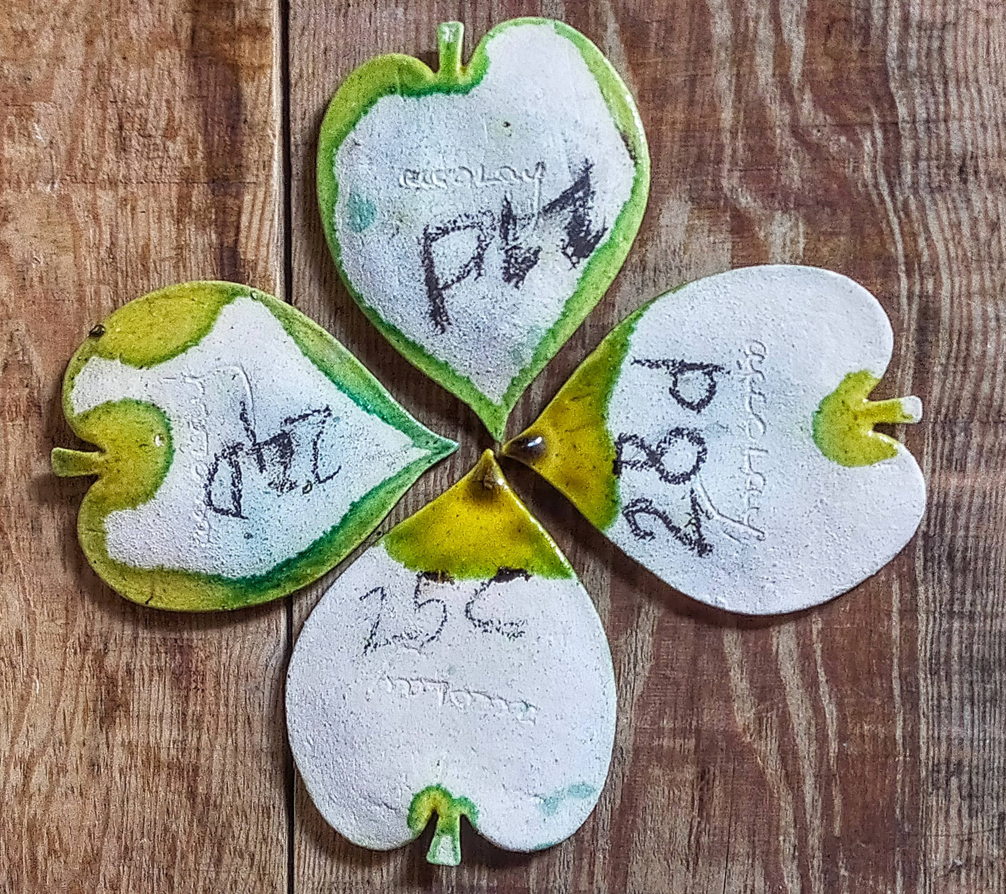 Four ceramic leaf cups from Les potiers d’Accolay