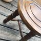 Tabouret tripode bois massif | art populaire