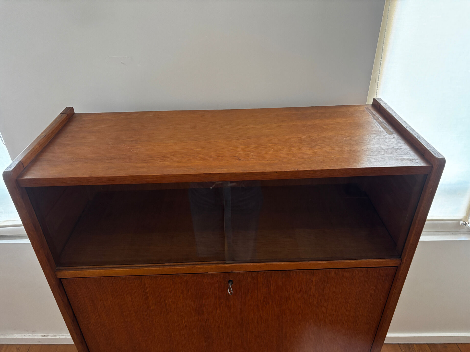 Desk / Secretary in wood from the 60s-70s