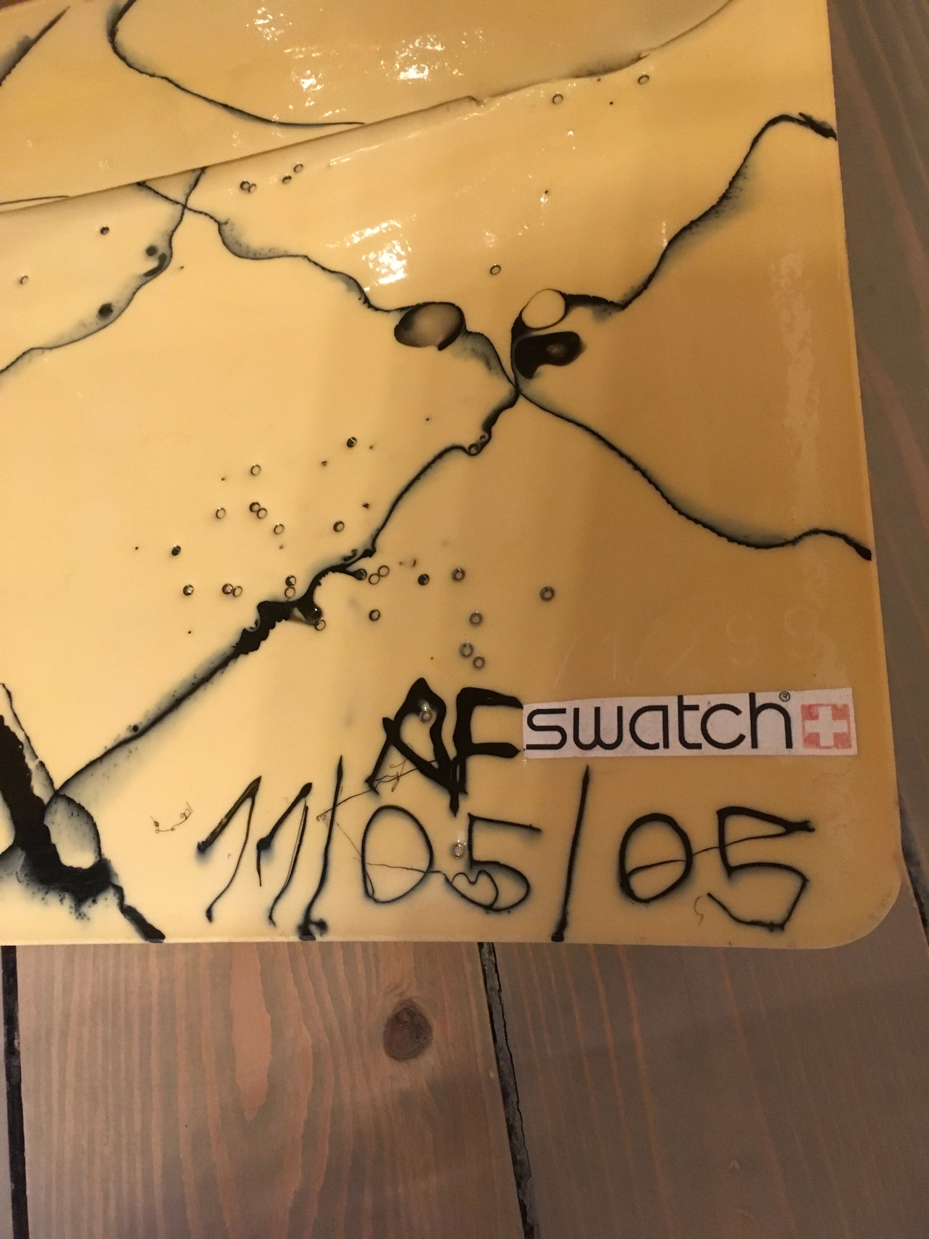 Fauteuil Gaëtan Pesce série spéciale Swatch