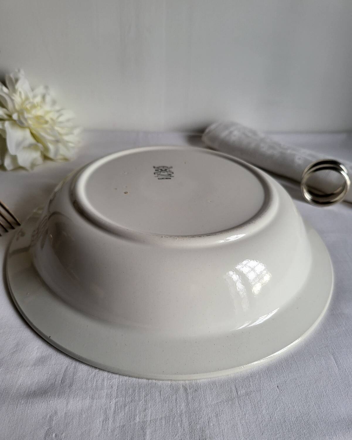 Large round hollow dish in earthenware Moulin des Loups & Hamage