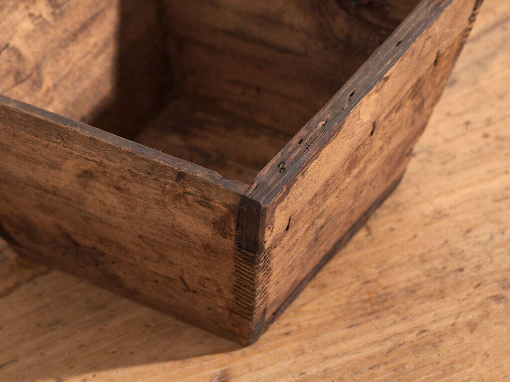 Small ancient bowl in primitive style (c.1920) #13