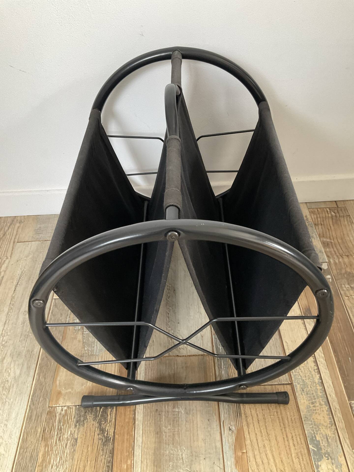 Vintage magazine rack from the 80s