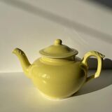 Vintage teapot with yellow filter