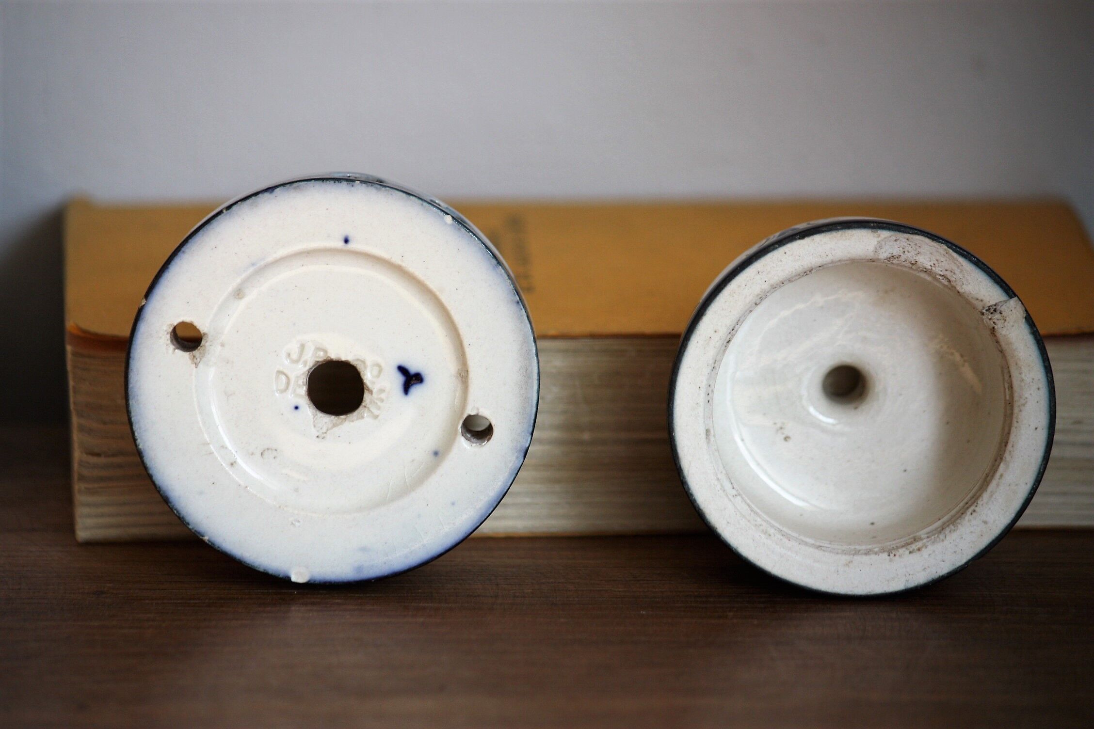 Interrupteur en porcelaine décorée