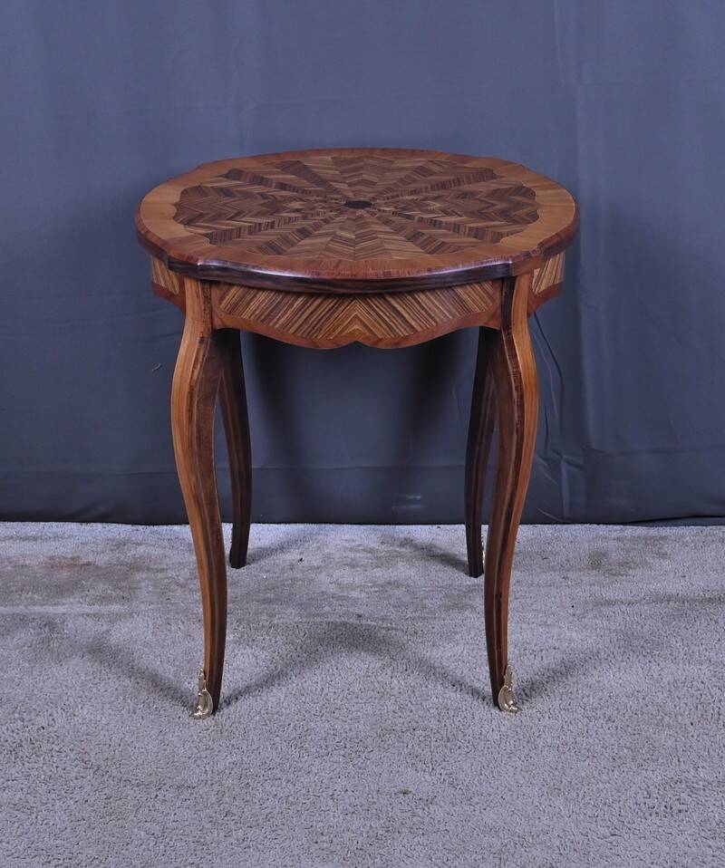 Marquetry gueridon, Louis XV style – first part of the 20th century