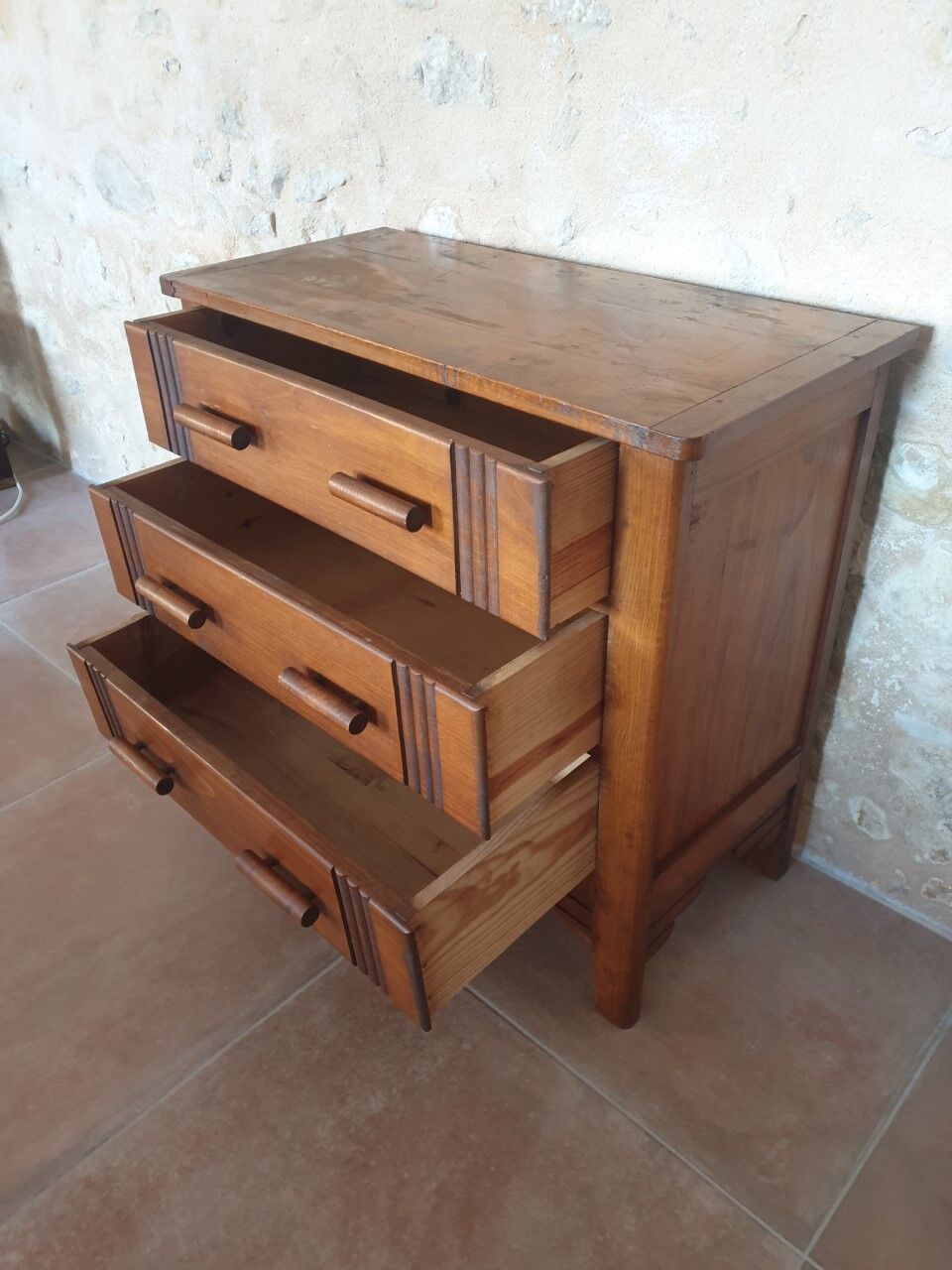 Vintage chest of drawers
