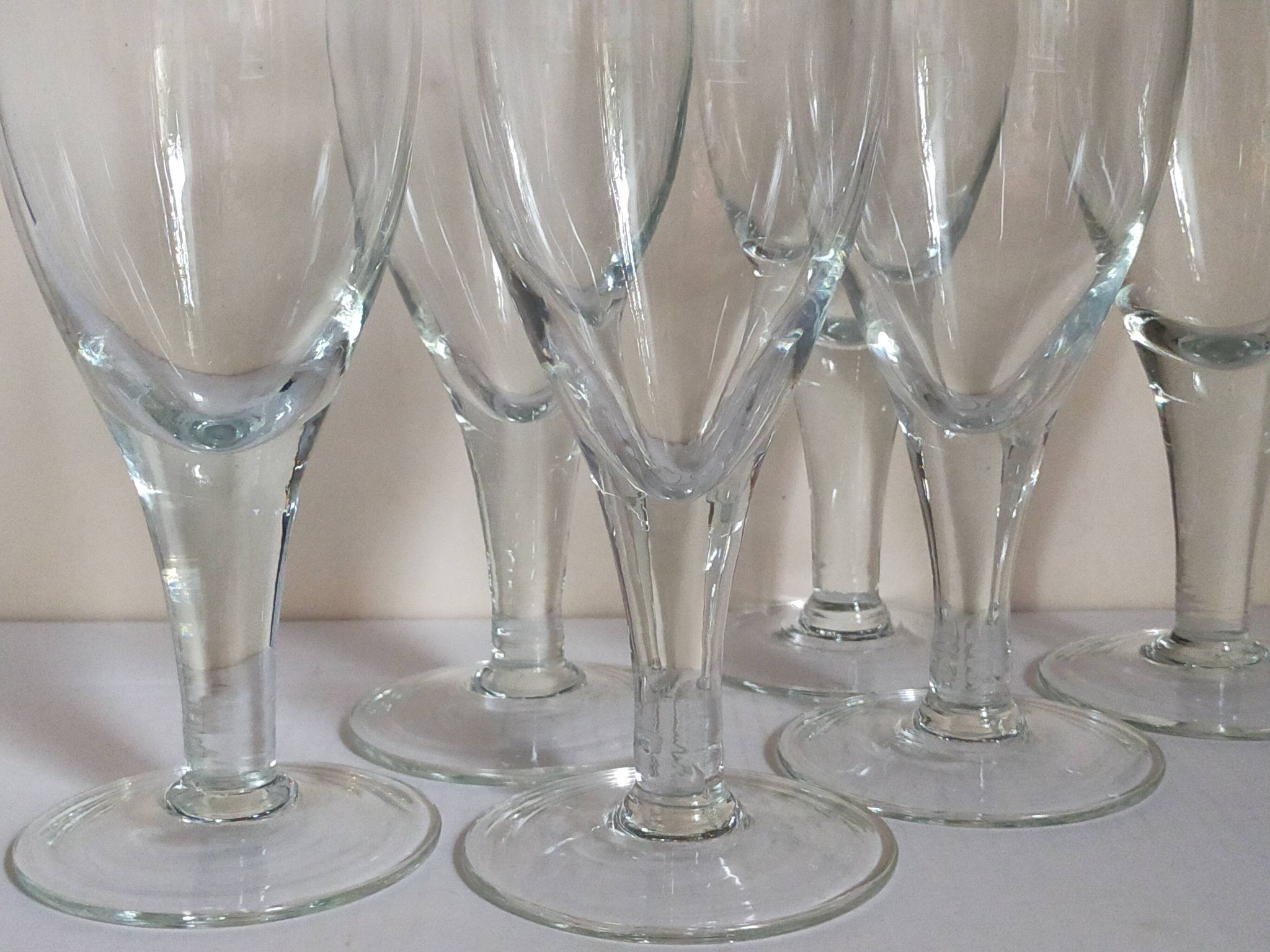 Six verres à pieds en verre soufflé XXL