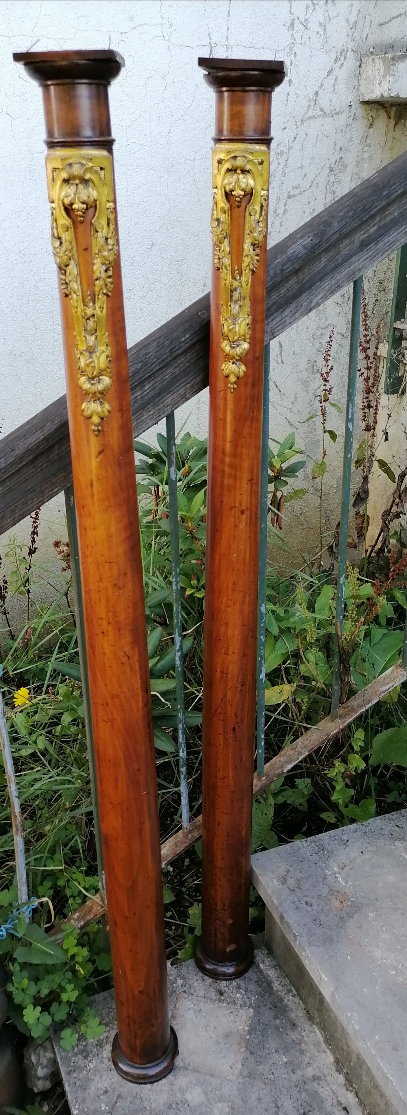 Wooden columns empire