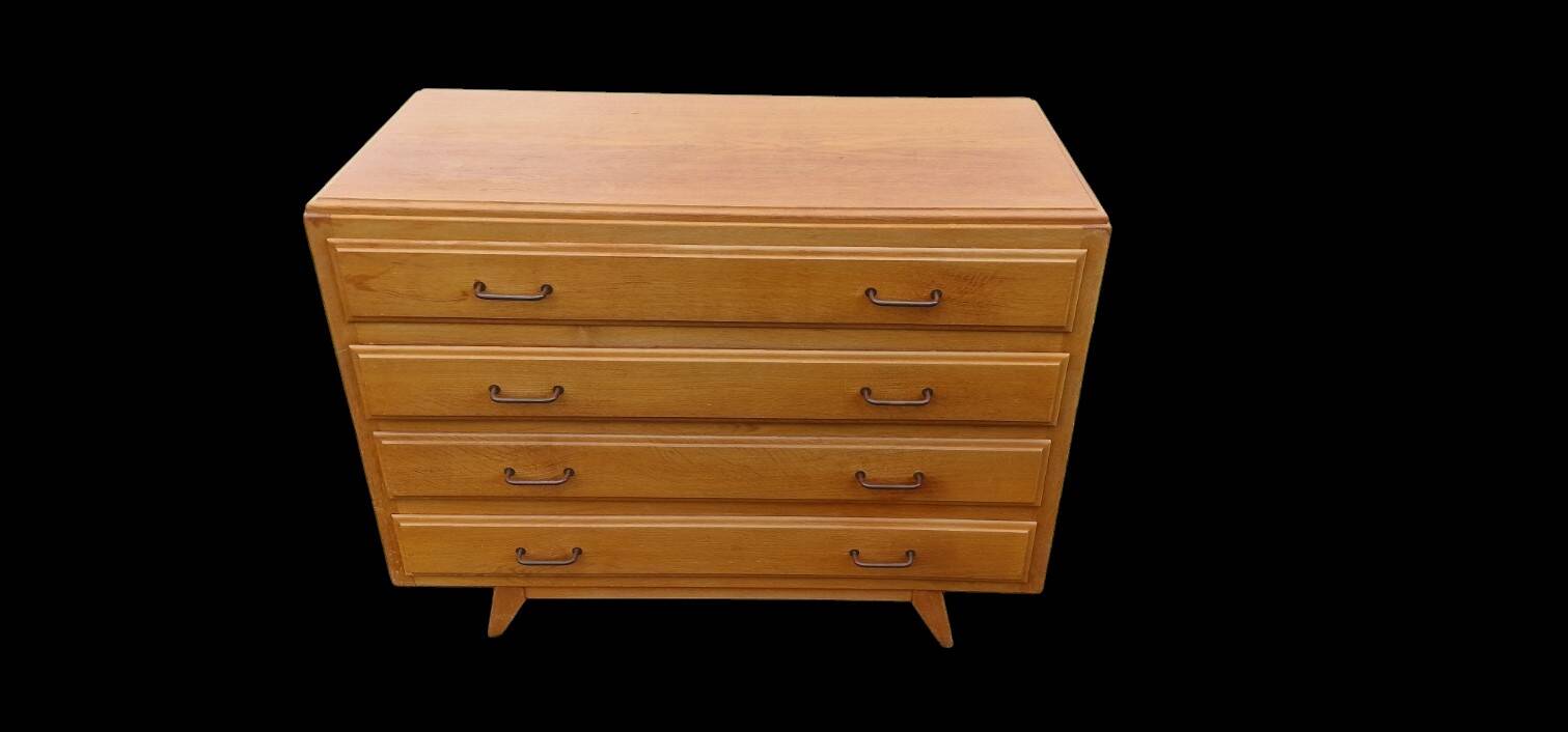 Vintage chest of drawers