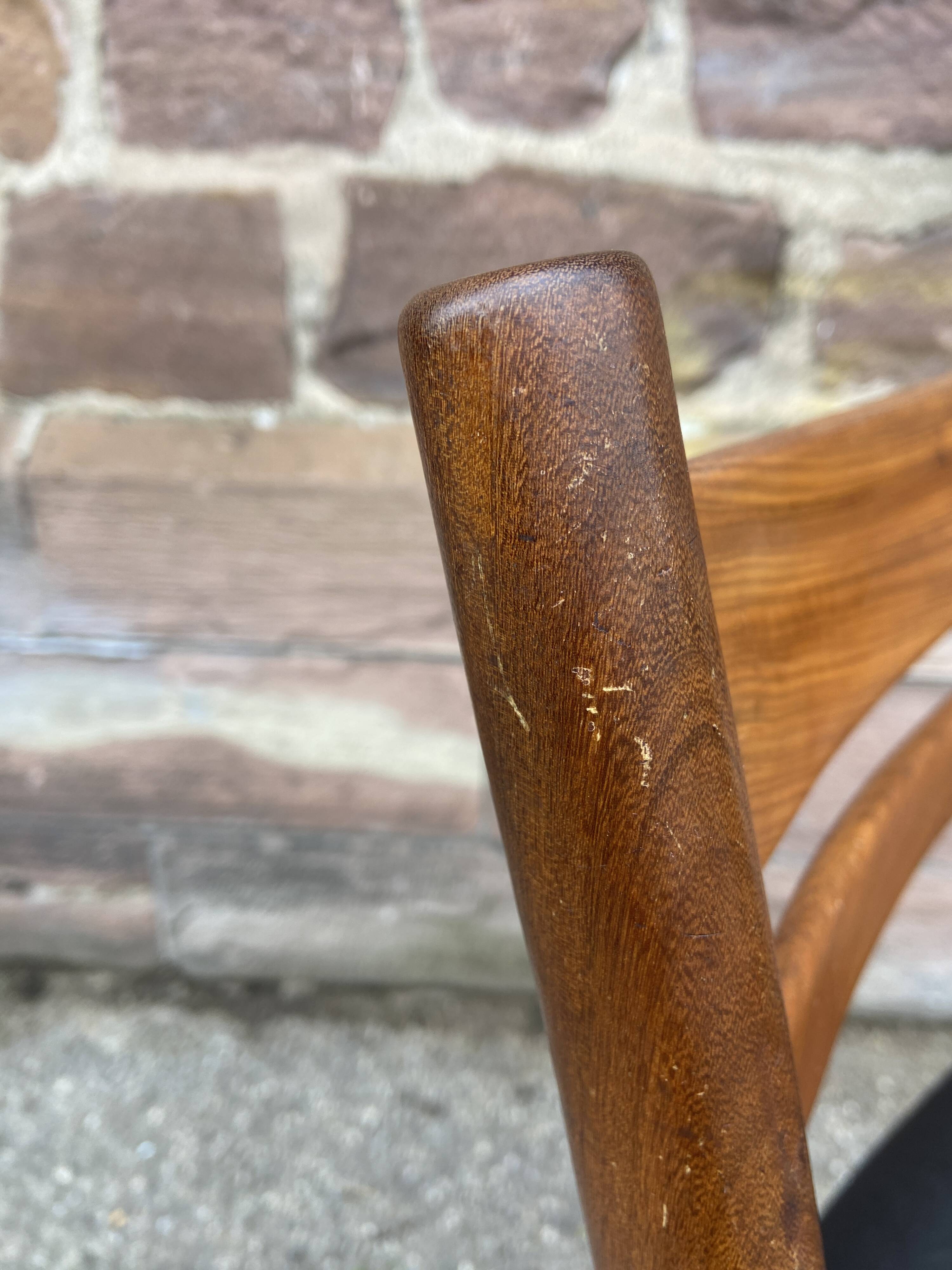 6 vintage Danish Scandinavian style chairs from the 1970s