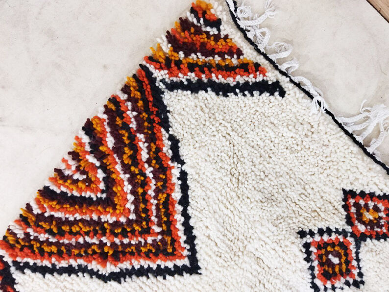 Moroccan berbere carpet 300x180cm