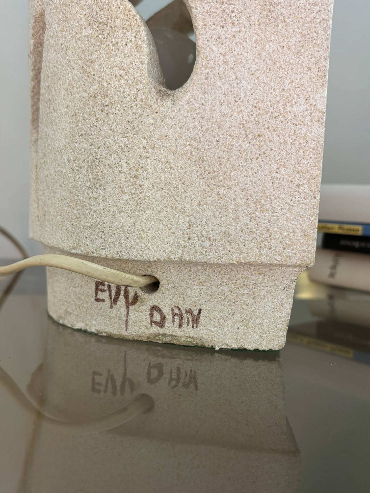 Lampe en pierre Evy Dan