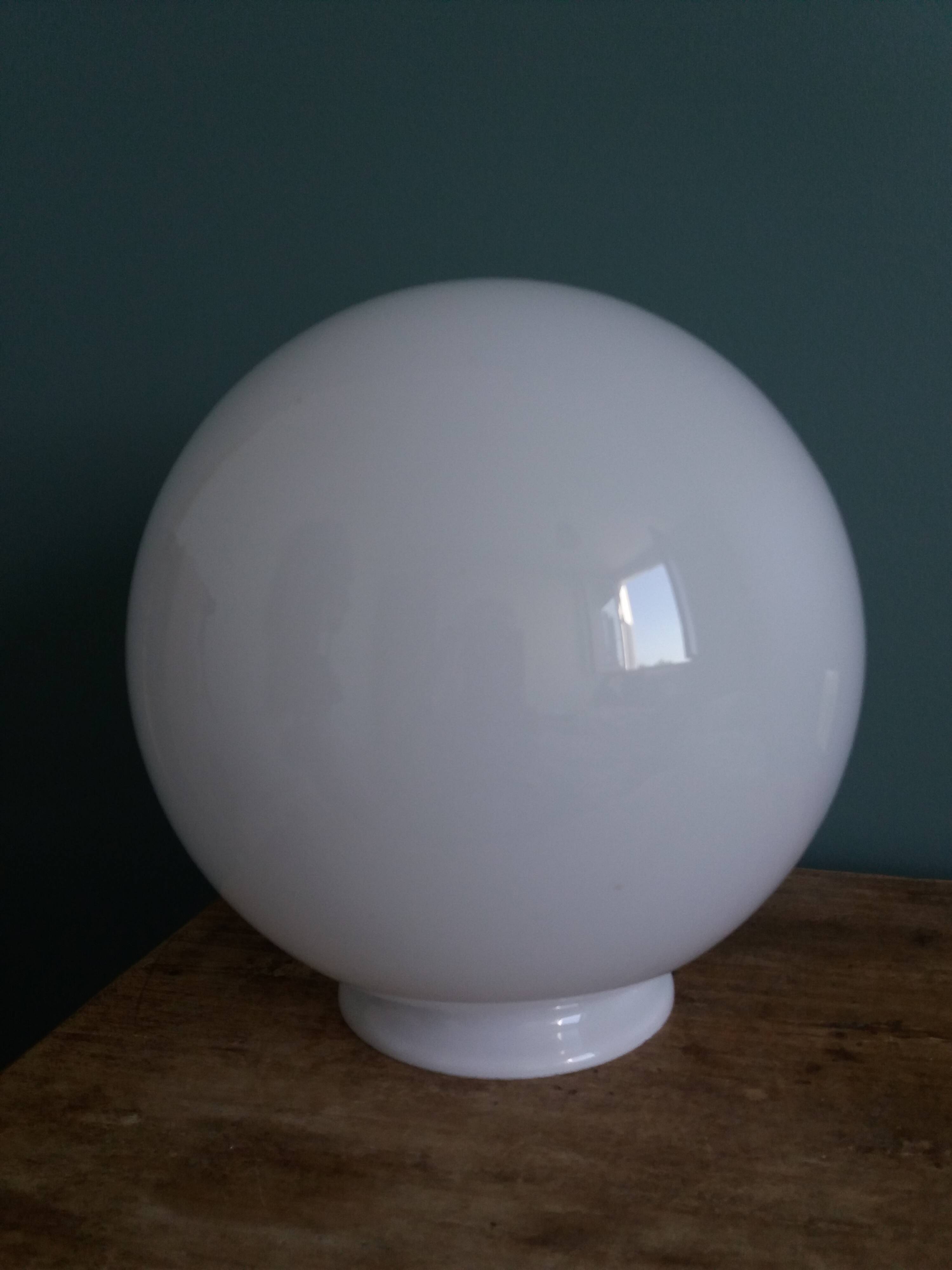 White glass opaline ball globe 20 cm