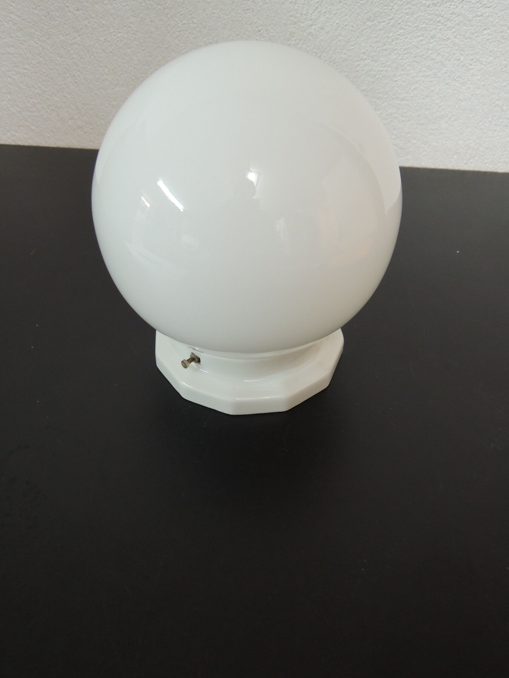 Ceramic neck globe ceiling light