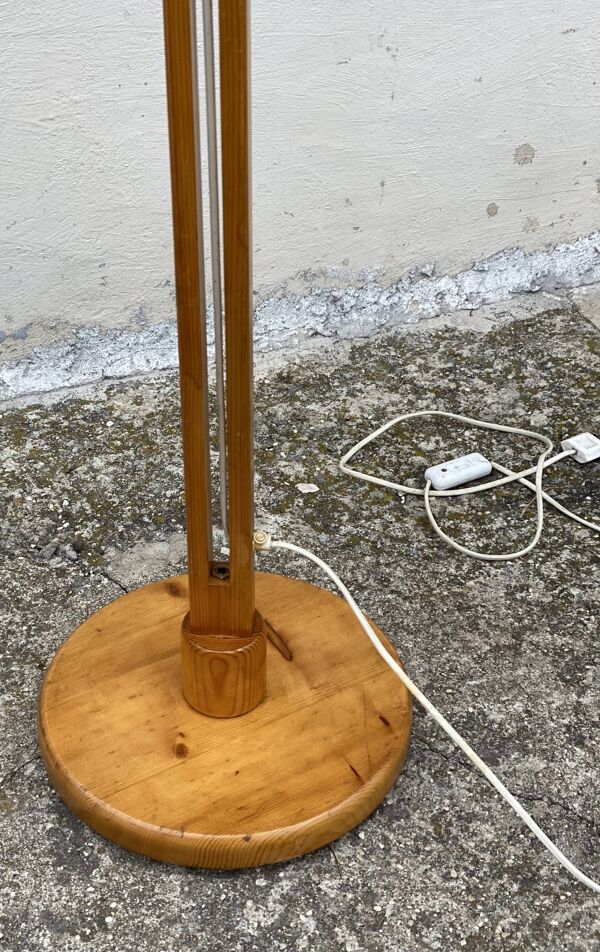 Lampadaire scandinave vintage 1980 pin et métal laqué blanc