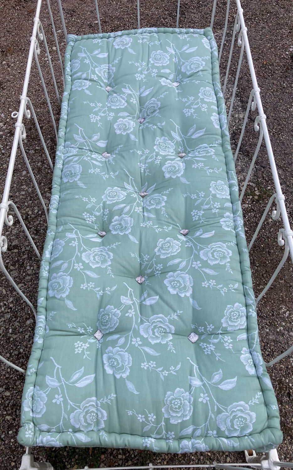 19th century wrought iron baby bed convertible into a bench + wool mattress
