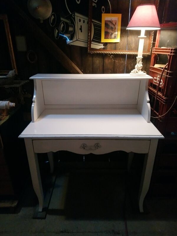 Bureau bois laqué blanc.