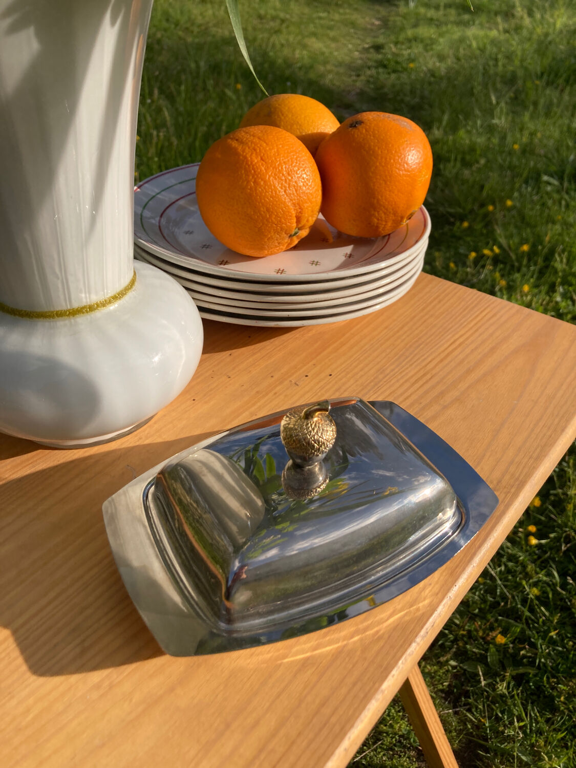 Silver metal glans butter dish