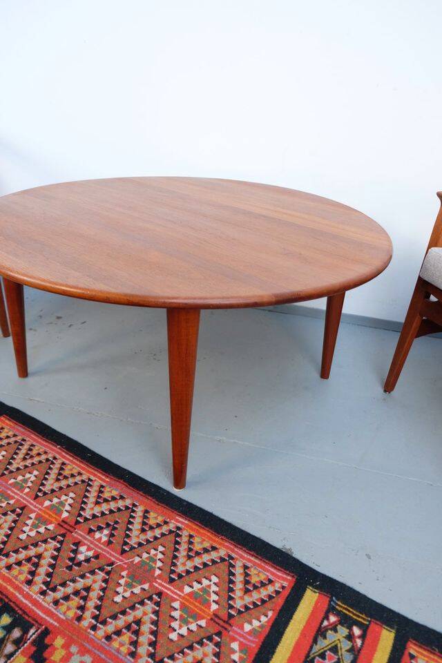Table basse vintage Wikkelso en teck, années 60-70.
