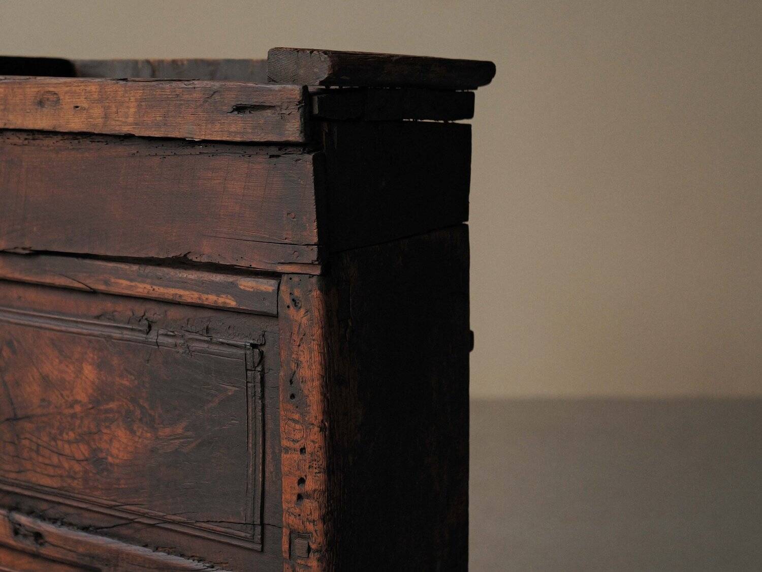 Mountain furniture in solid wood, Folk Art, 19th century