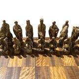 Imposant jeu d'échecs signé CJ