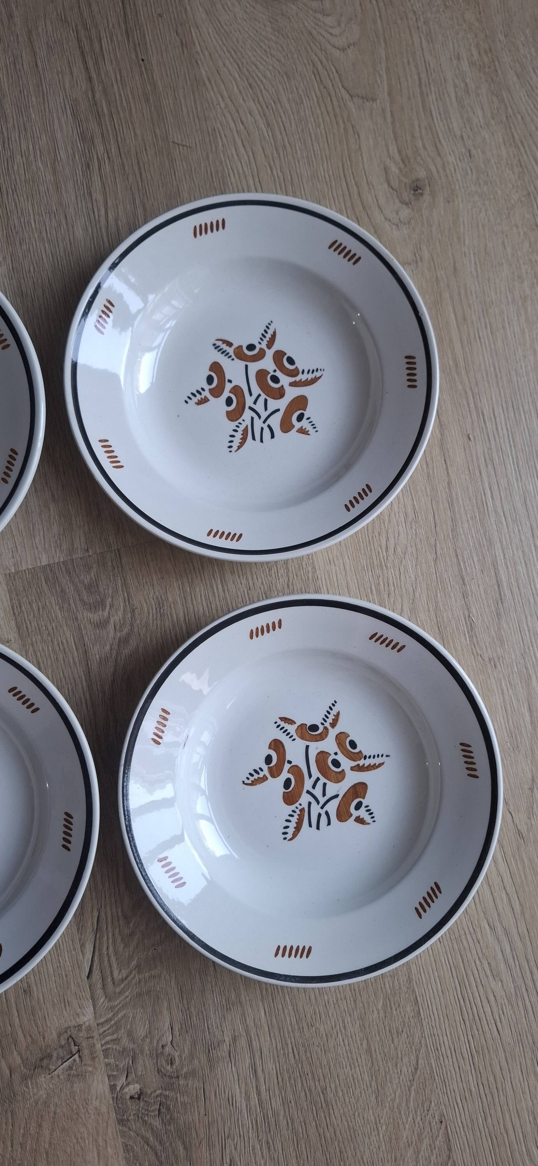 Set of 6 Luneville OOnon plates