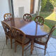 Table à manger avec 6 chaises