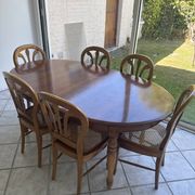 Dining table with 6 chairs
