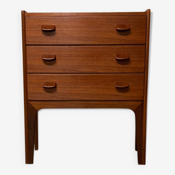 Danish mid-century chest of drawers by Poul Hundevad