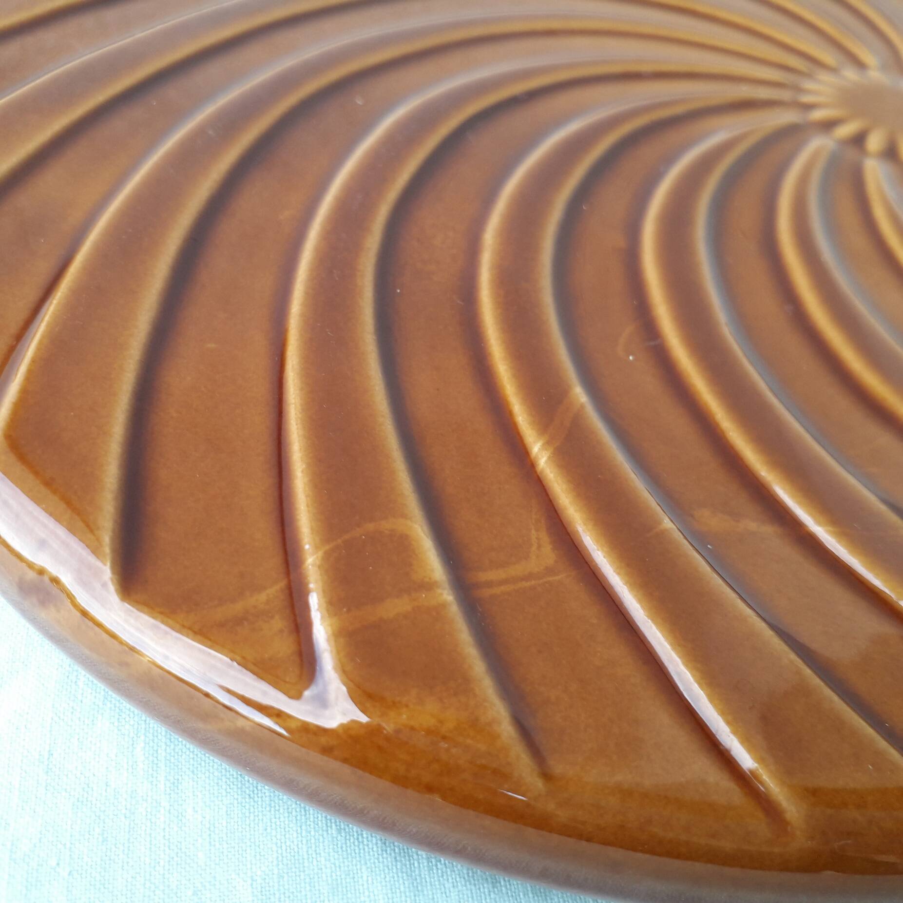 Ceramic trivet