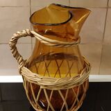 Carafe verre et rotin