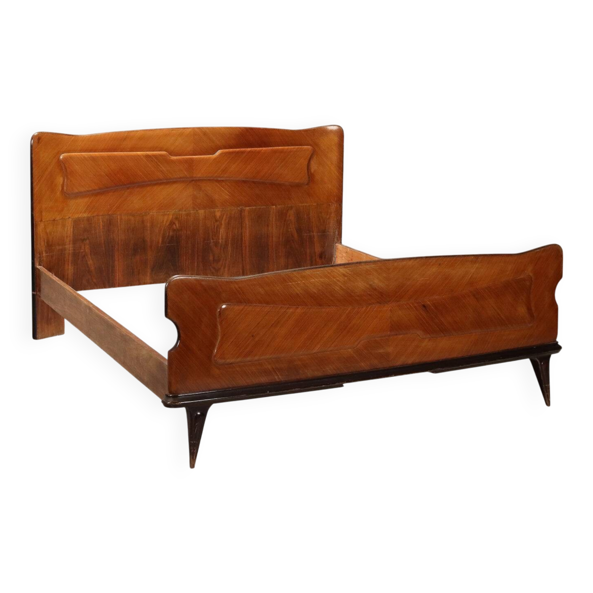 Bed from the 50s-60s