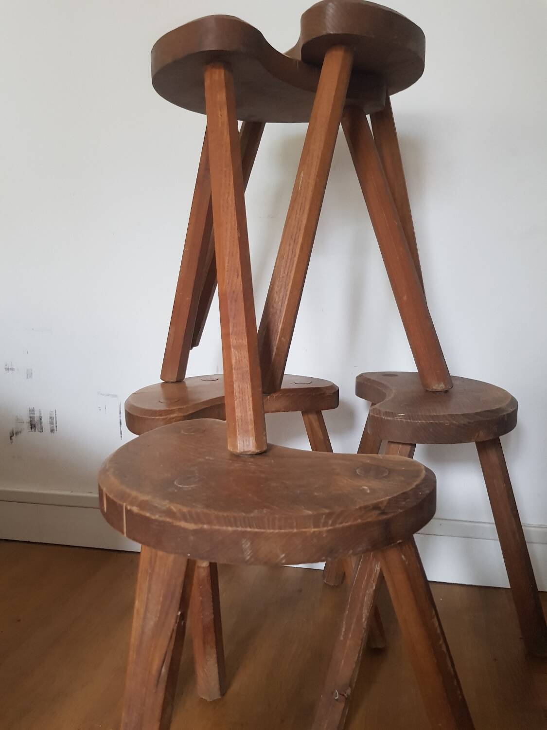 Set of 5 vintage tripods