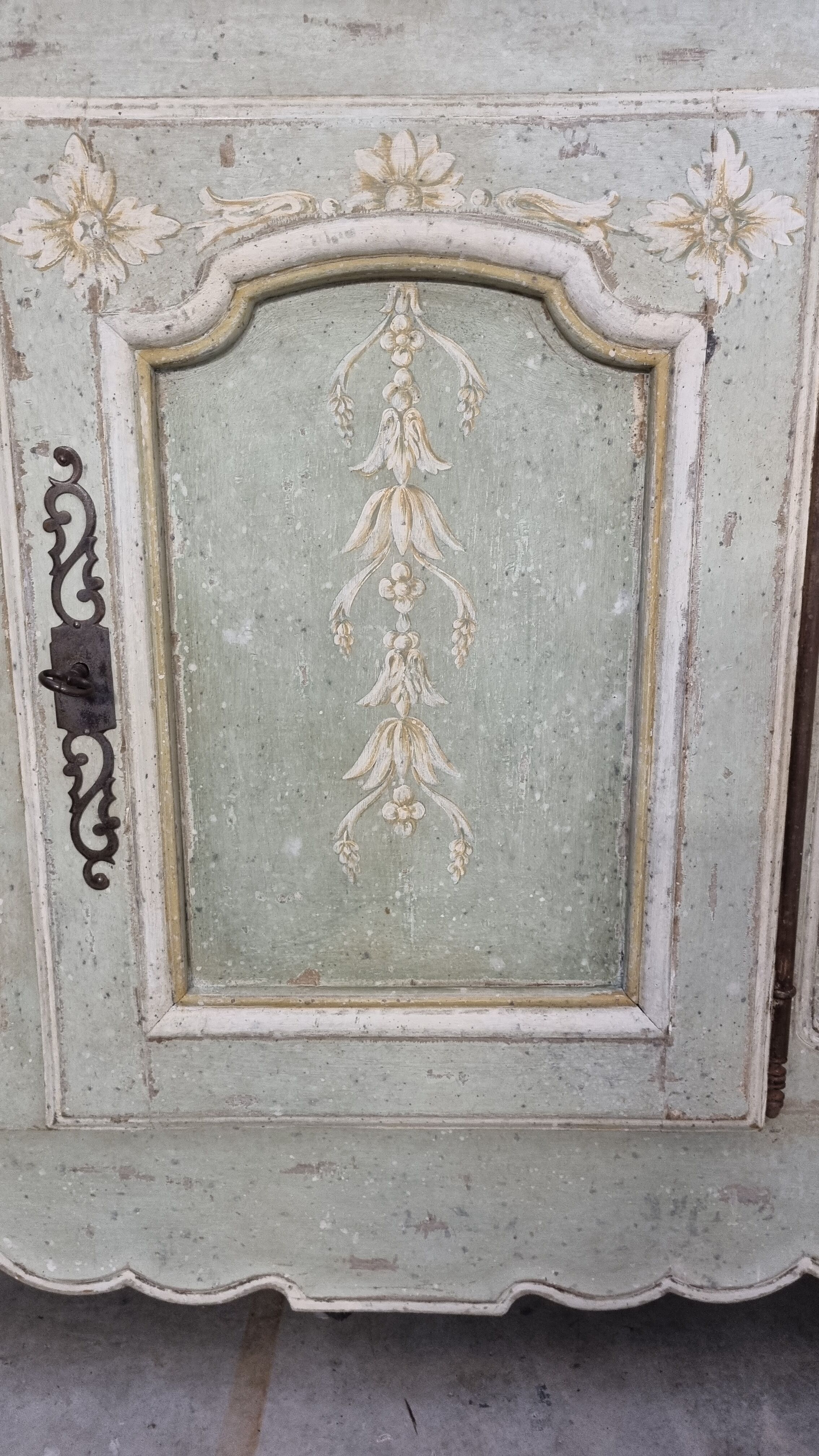 Sideboard late 18th/early 19th