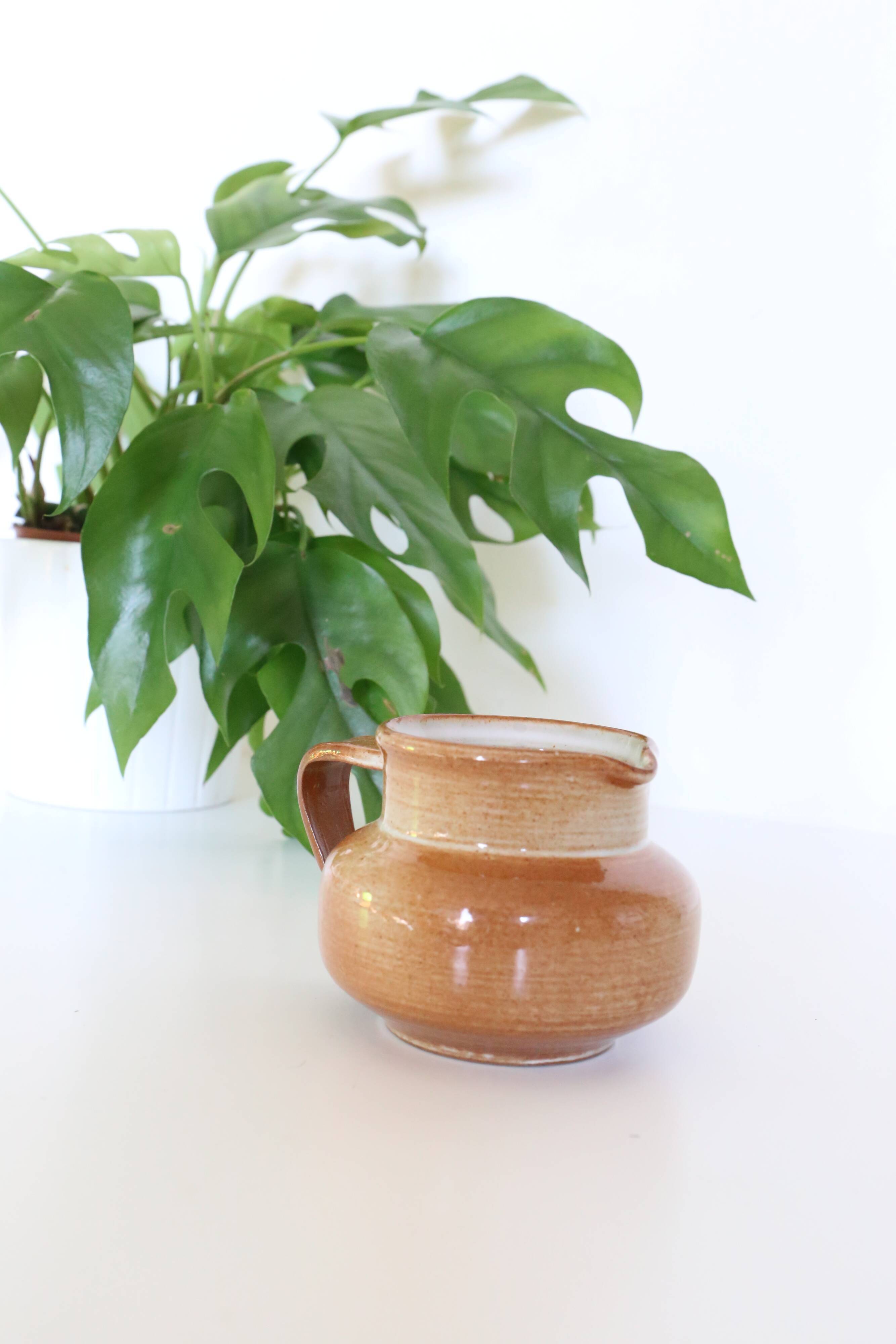 Pot à lait en grès, poterie Mongolfier, France
