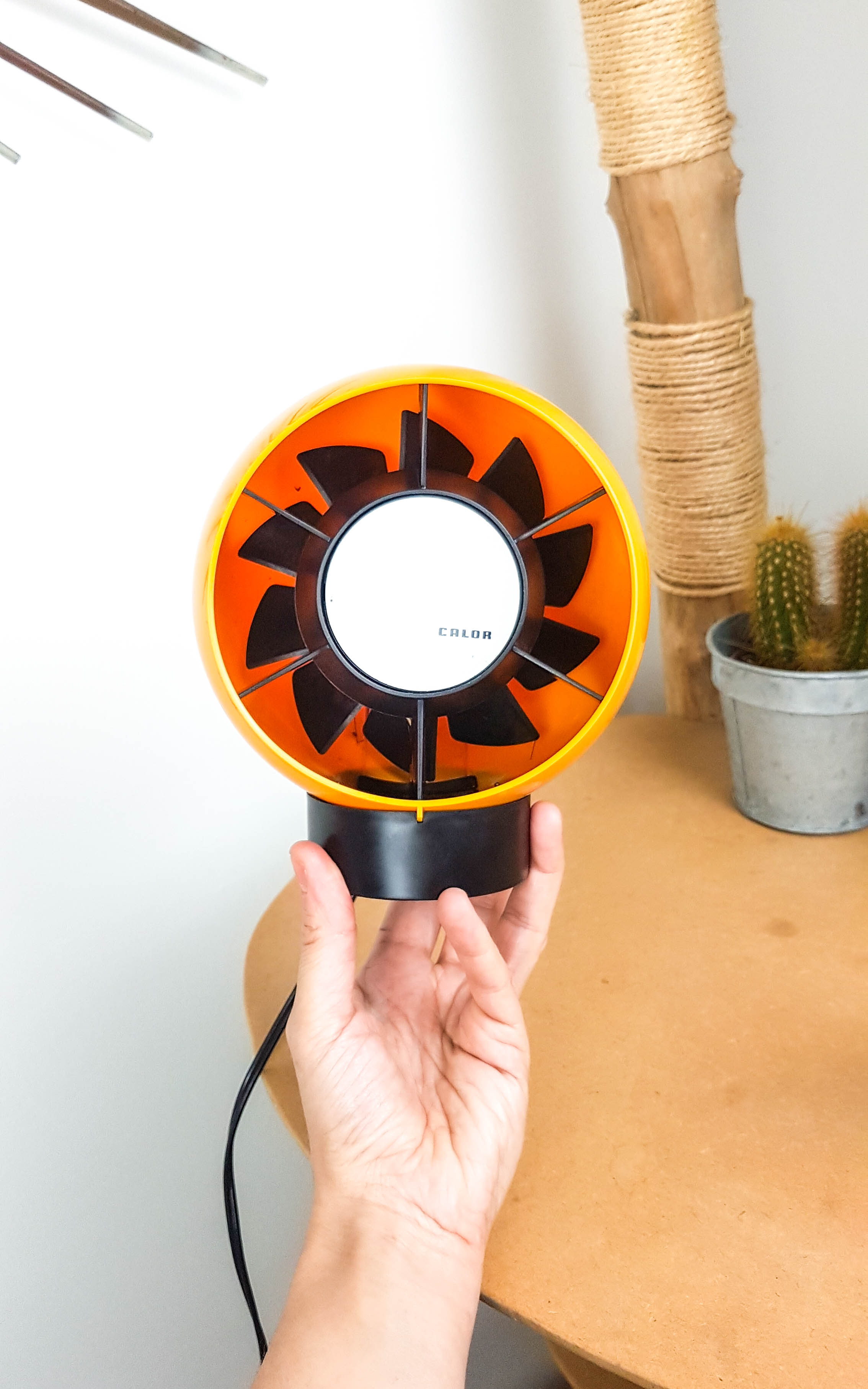 Fan ball calor orange 70s