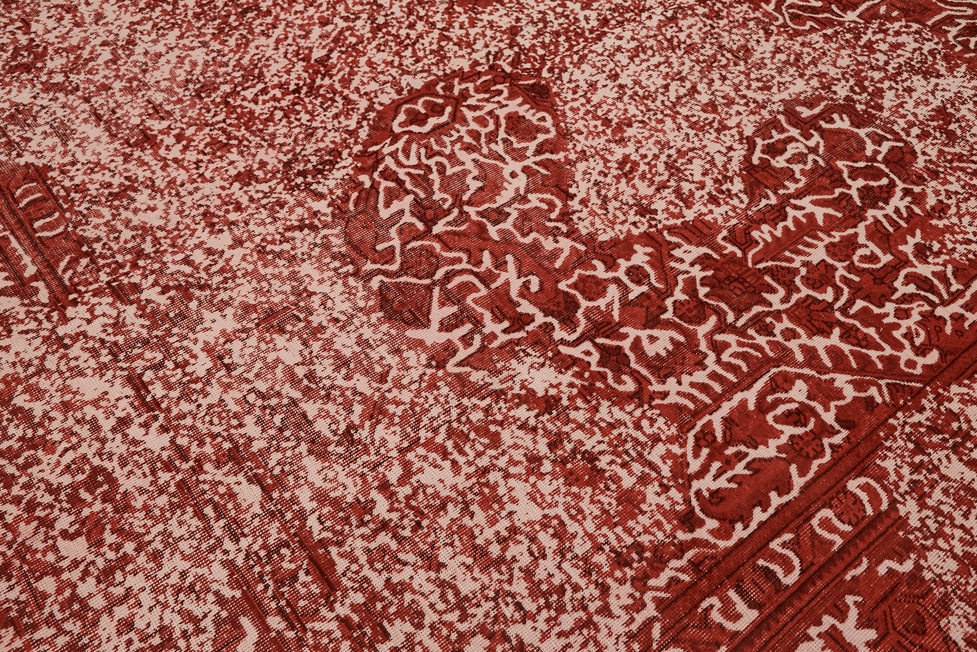 Tapis de laine rouge fait main oriental décoratif années 1980