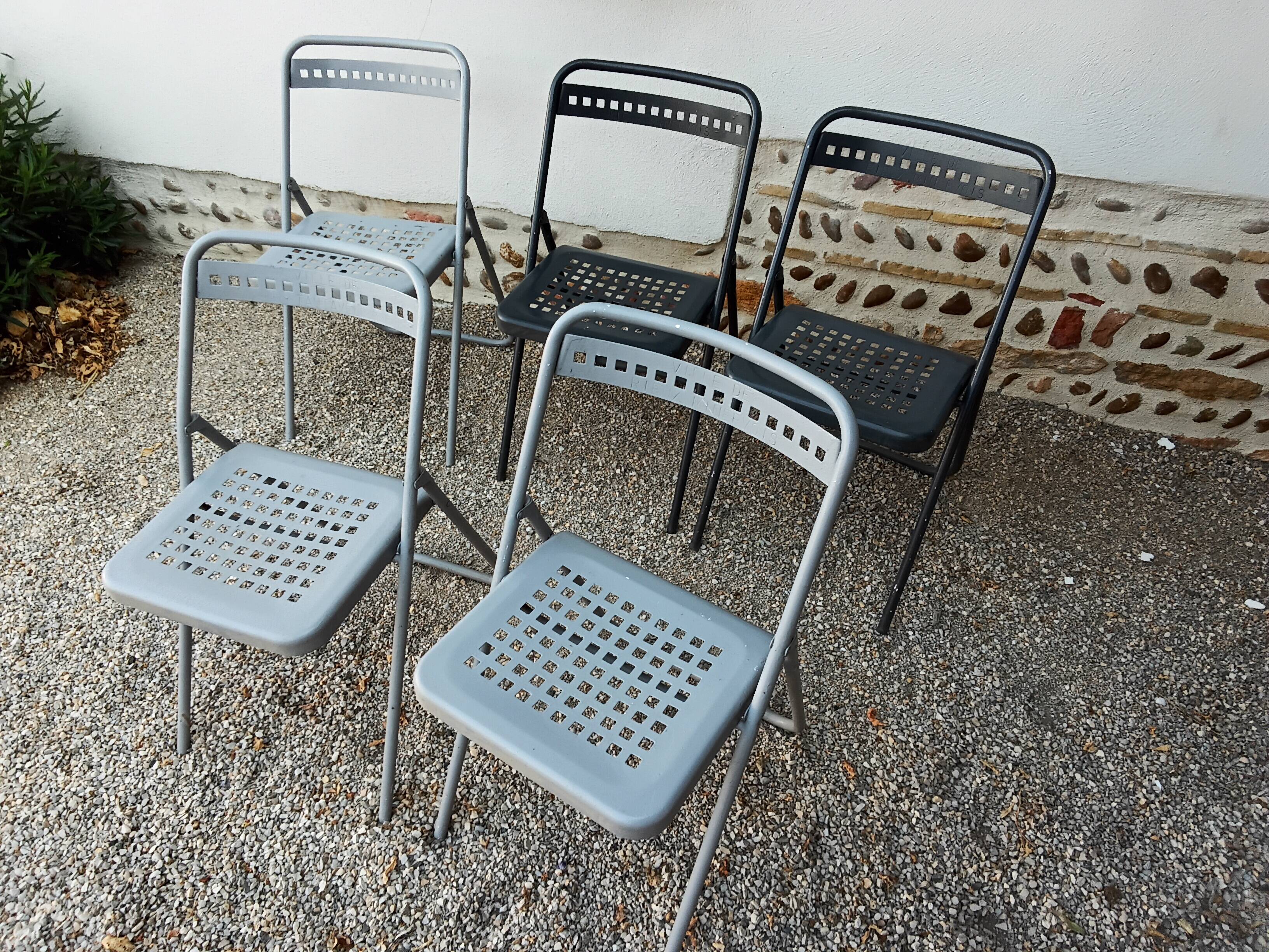 Set of five folding chairs