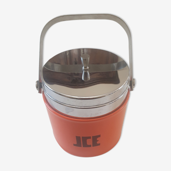 Ice bucket