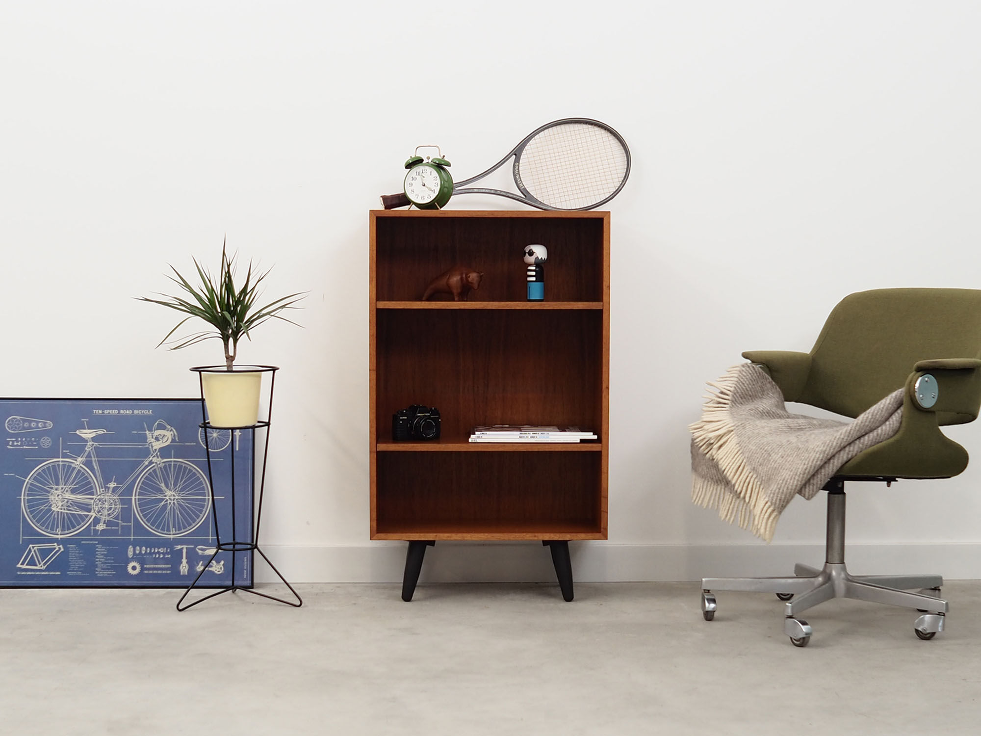 Teak bookcase, Danish design, 1970s, manufactured by Domino Møbler
