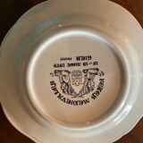 Gien's 7-plate earthenware