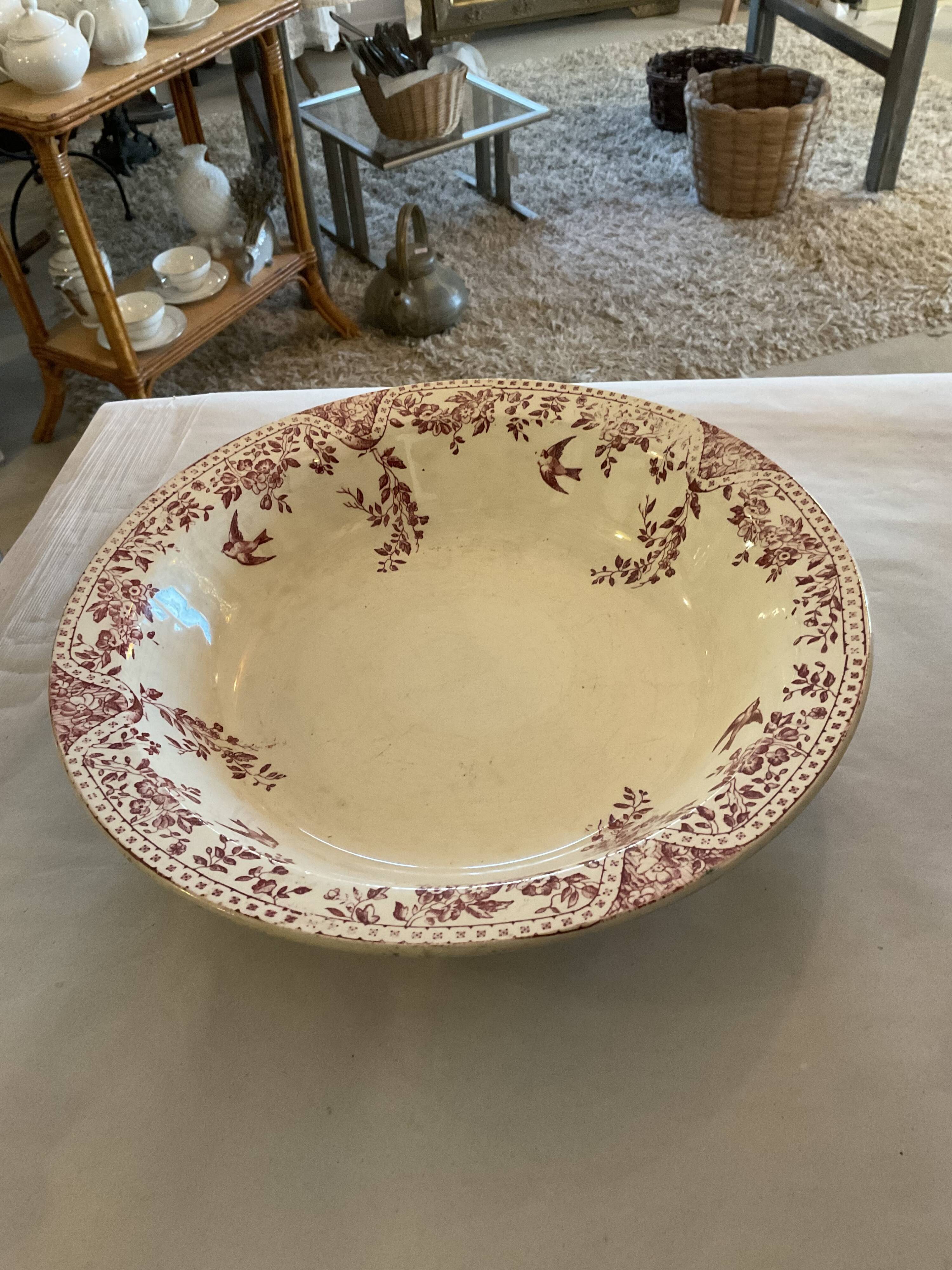 Plat creux Terre de fer faience grand dépôt e.bourgeois.rose