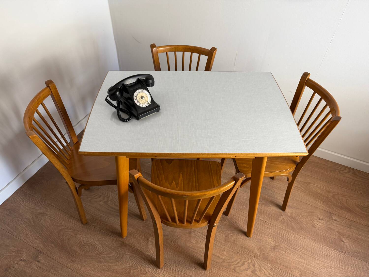 Dining table with extensions