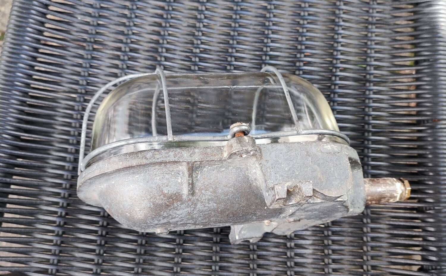 Industrial cast iron and glass wall light Bloc